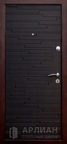 Фото №2 «Антивандальная дверь с декоративной филенкой и венге отделкой внутри №5»